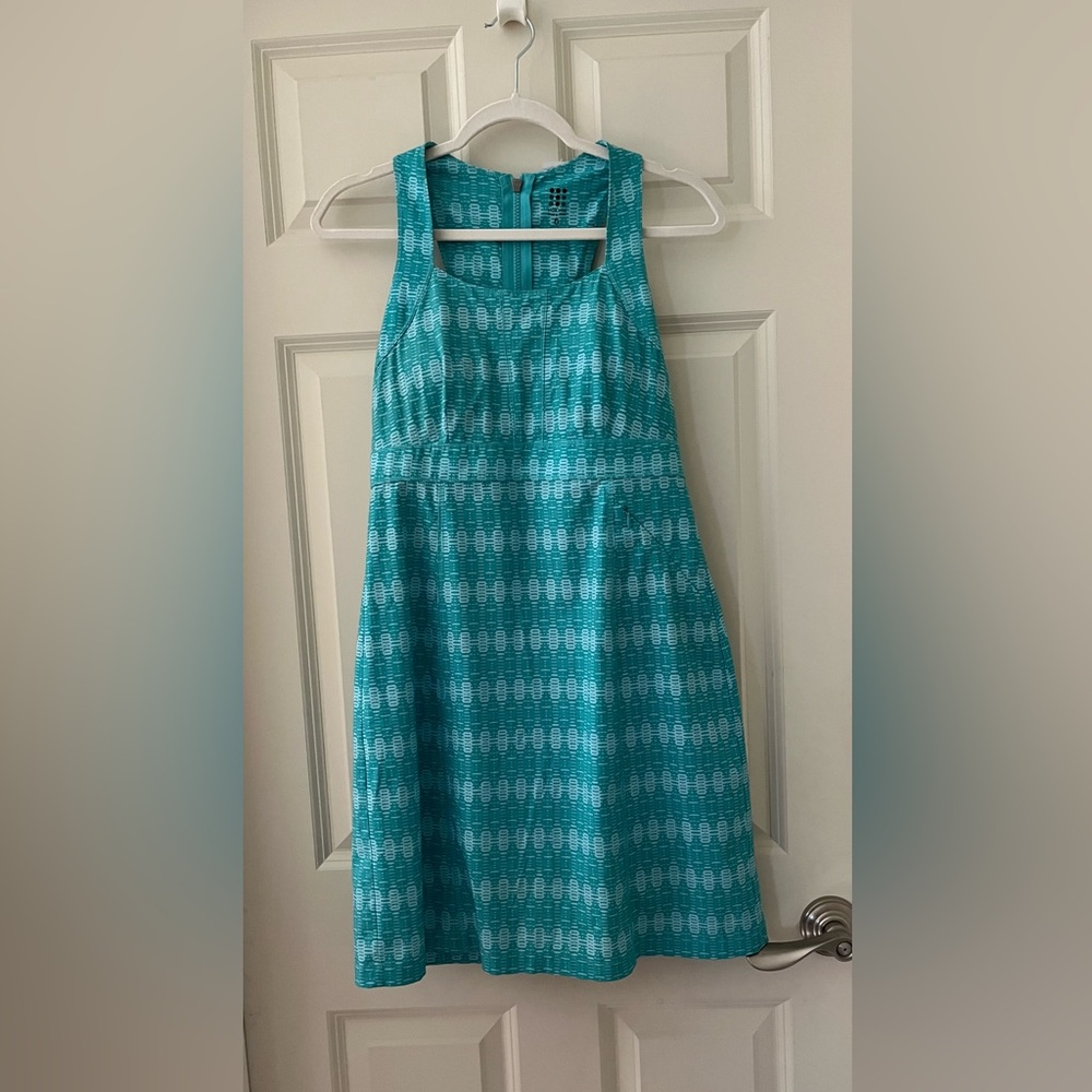 TITLE NINE Geo Arabella Dress Nimblene Sleeveless back zip activewear workout 6